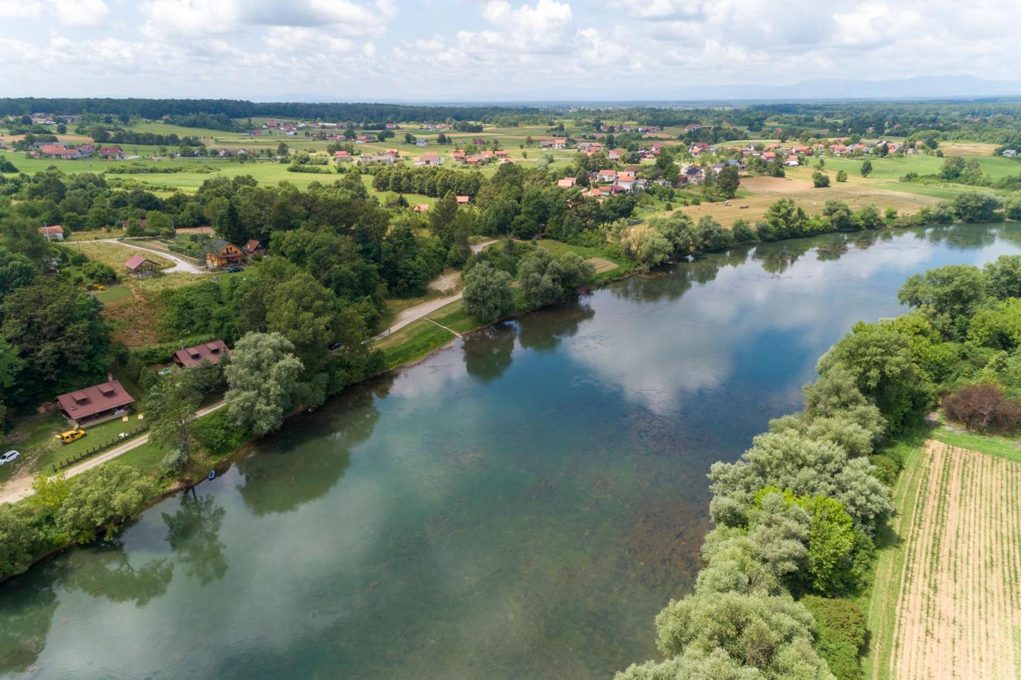 Zagreb, Kuca Za Odmor Swan River Holiday House Lasinja Exterior photo