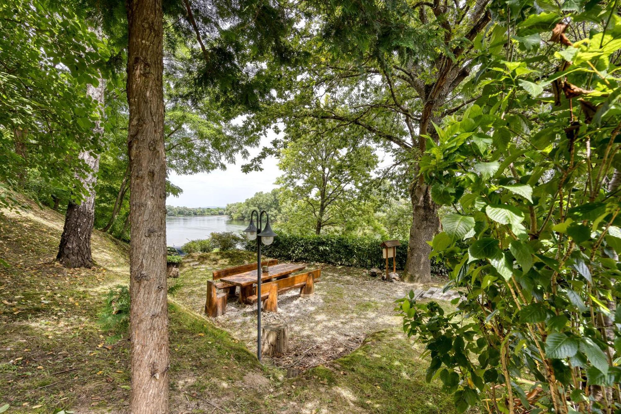 Zagreb, Kuca Za Odmor Swan River Holiday House Lasinja Exterior photo